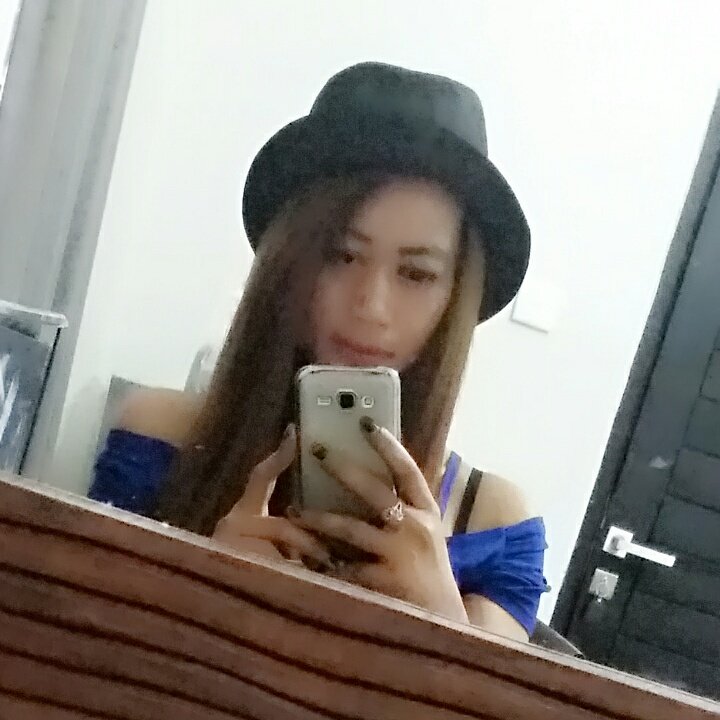 Yuneulva's tweet photo. #FotoProfilBaru https://t.co/4BKleCP7vd
