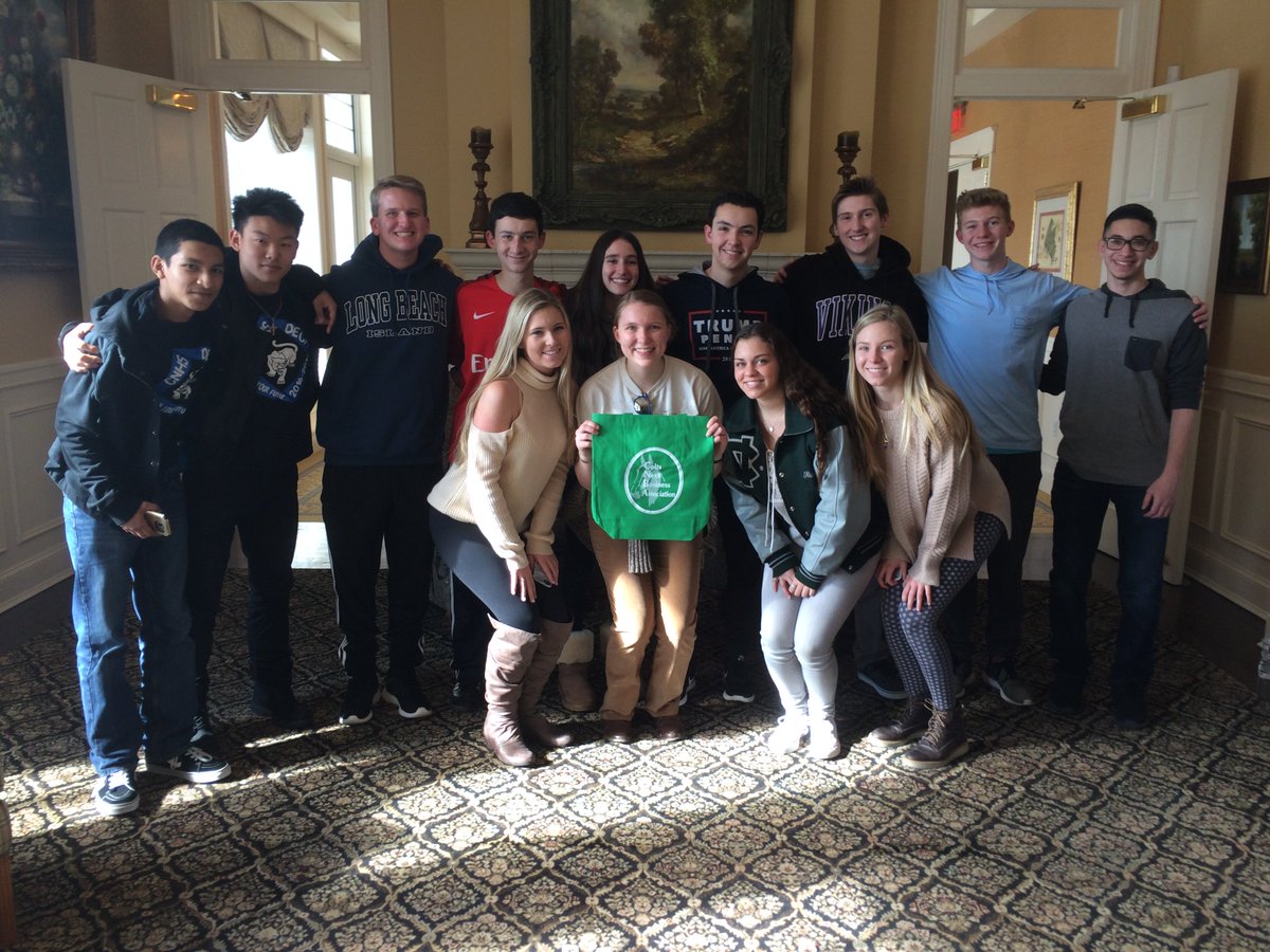 DDSimonSr's tweet photo. Thank you @DecaCnhs for helping prep the 'swag bags' for the #CNBA luncheon tomorrow. Future business leaders making their mark! #Proud https://t.co/ApQ86LDtMw