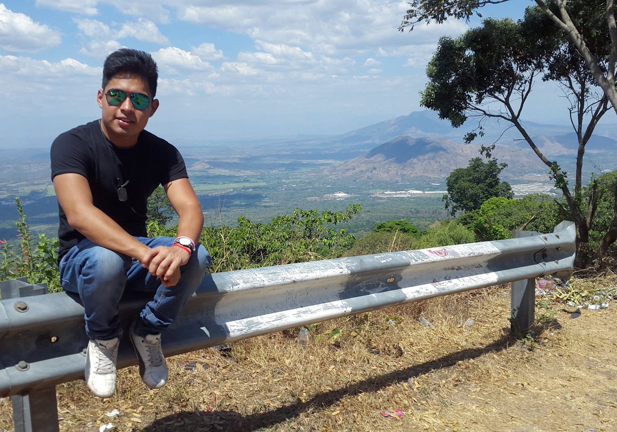 fitoecom's tweet photo. Paisajes de El Salvador que parecen pintura 😊😊😊
#Travel #TravelVlogger #Vlogger #Youtube #GoPro #GoProSV #SV #Vlixers https://t.co/weJv81uMm1