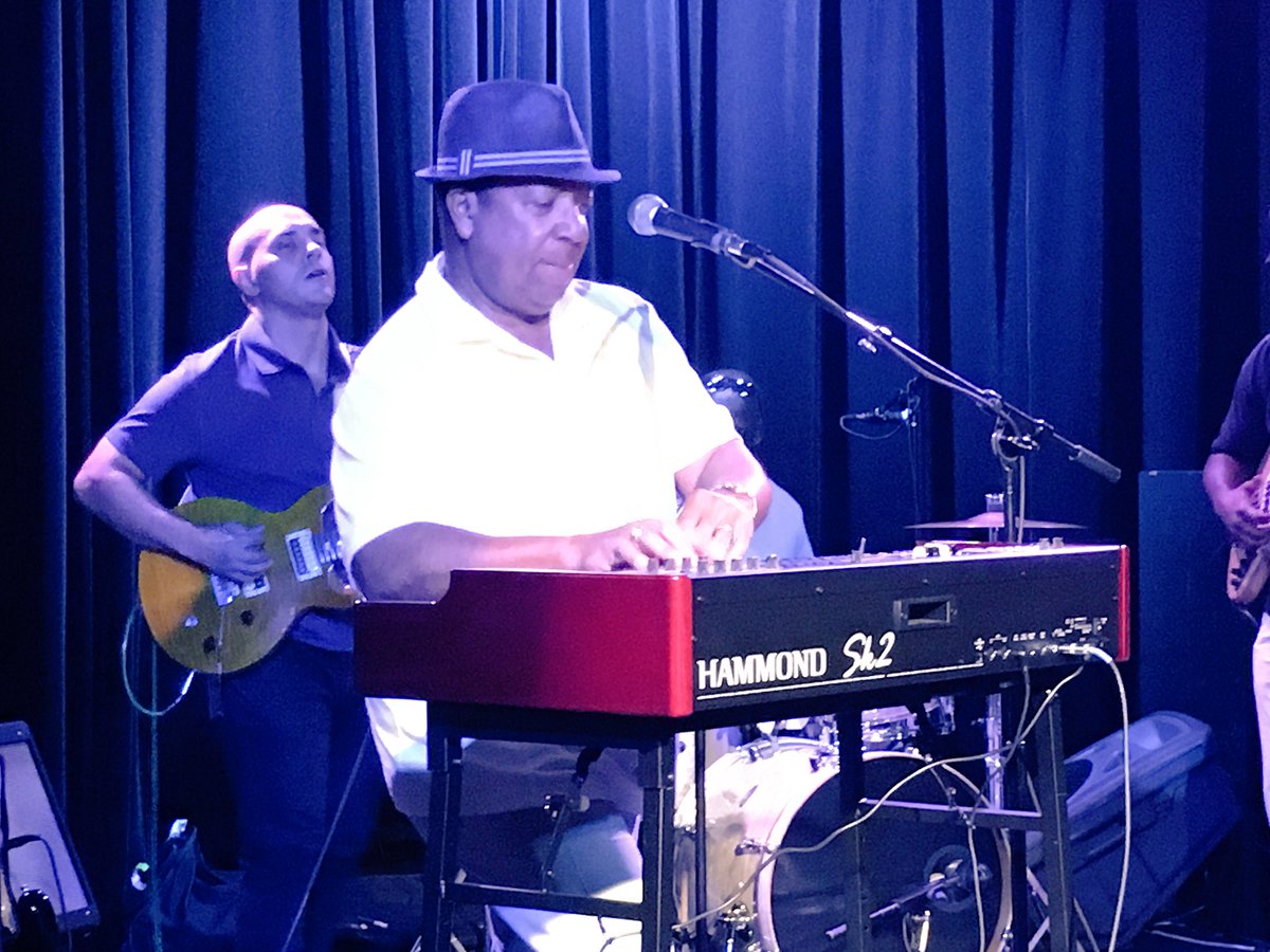YvonneAndTheMix's tweet photo. Come get some of this good music @sambucahouston #YVONNE💃🏾 https://t.co/umSyigrTO1