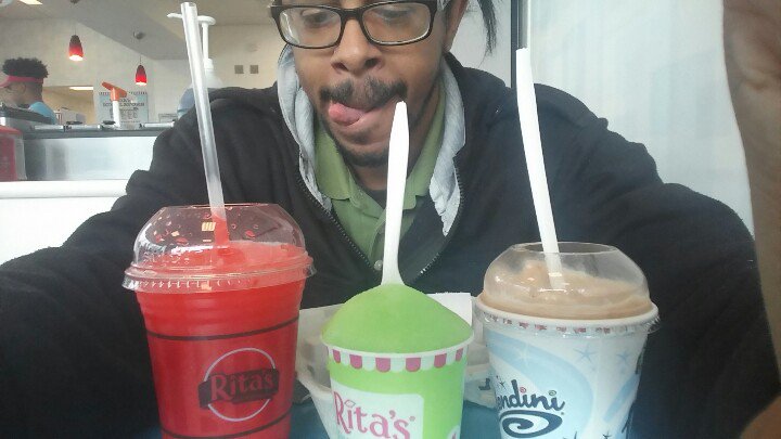 CrawfishBasket's tweet photo. @RitasItalianIce Well, well, well. Which one to taste first!?!? #ritasice #RitasFirstDayofSpring https://t.co/RAJYuwx1Me