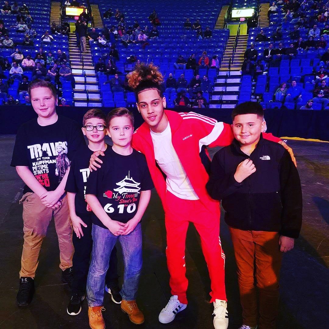 Vikki Lynn ( vikkilynn14) Twitter