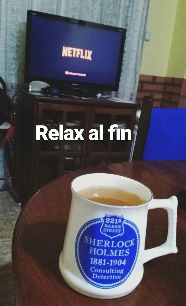 MaxiBorettini's tweet image. #NightTea + #Netflix = Relax Night @NetflixLAT