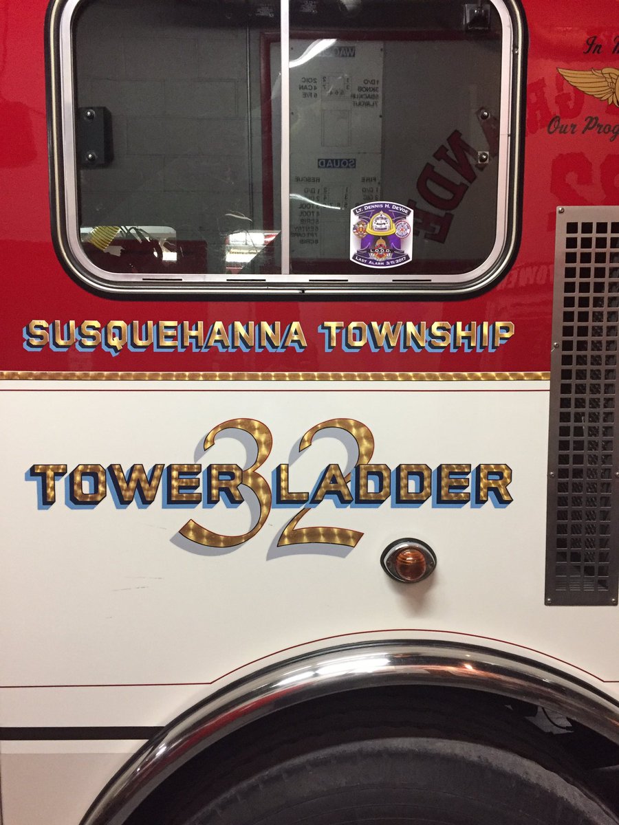 ProgressFire32's tweet image. #HFDStrong for Lt. Devoe on #Progressfire #TowerLadder32