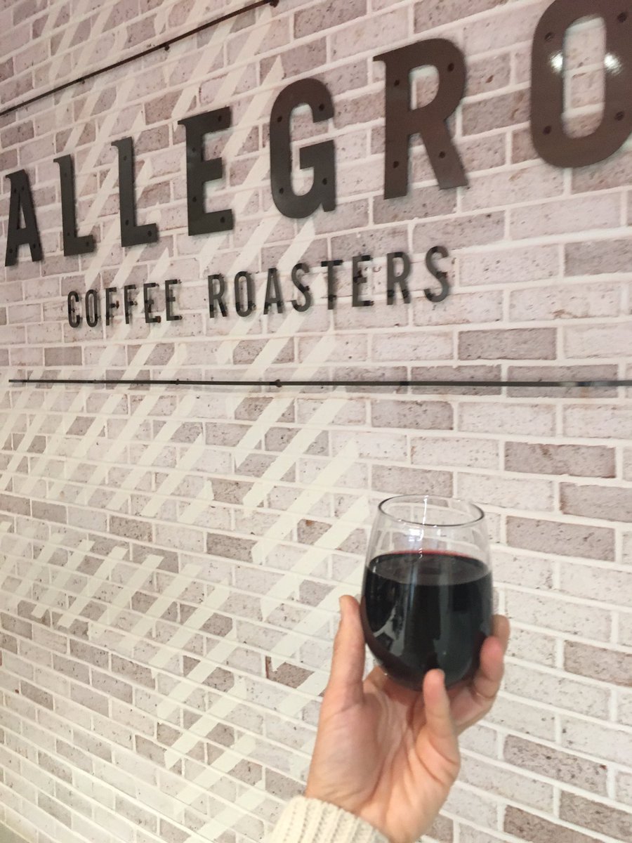 SarahCWellness's tweet photo. Cheers to the new @WholeFoodsCHI opening up in Lakeview on Wednesday. Thank you @AllegroCoffee for hosting an awesome community event. https://t.co/JYJbSqf5Ou