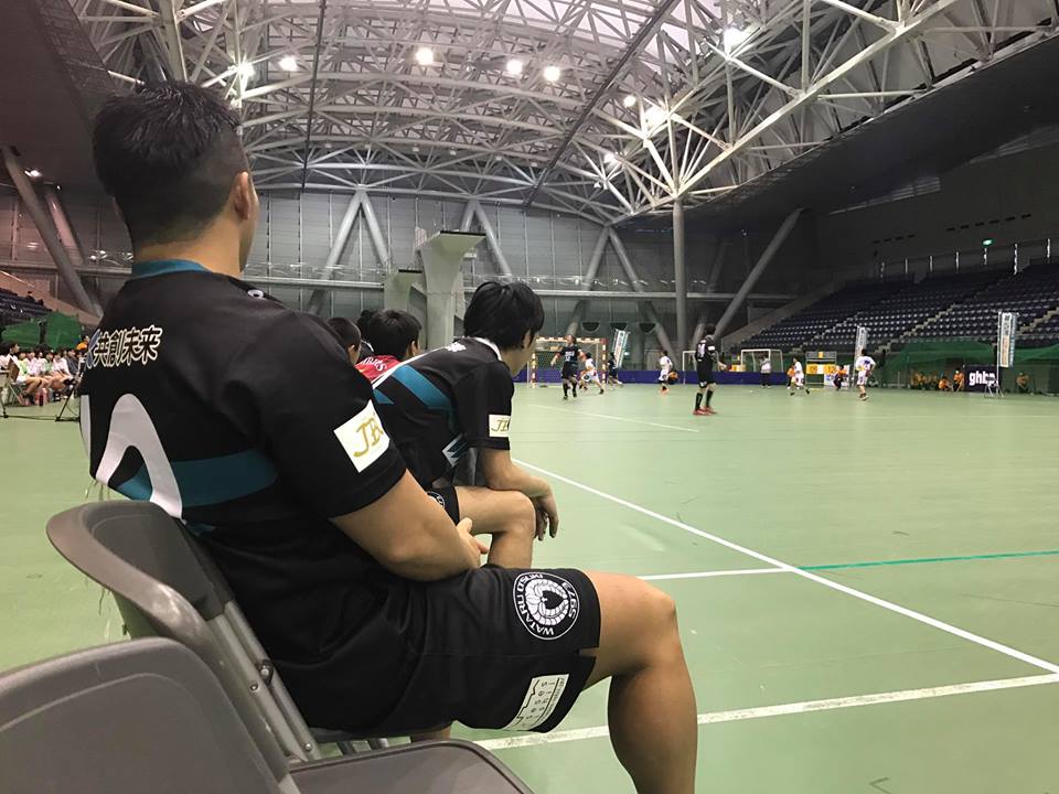HanboKun's tweet photo. 『HAND TO HANDチャリティートーナメント』 
みんなのおかげで無事に終了したで！
たくさんの笑顔に出会うことができて、ホンマに楽しかったわ。
やっぱりハンドボールは最高やな♪
また来年も会おうな！！！
#handtohand2017
#ハンドボールで日本を笑顔に https://t.co/QIJHl8TaPE
