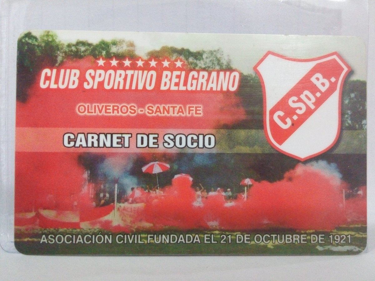 SpBelgrano's tweet photo. "Uno no es cliente de un club. Es socio, es familia" Invitamos a todos a encargar su nuevo carnet y colaborar con la institución🔴⚪🔴 https://t.co/JispiIyVXU