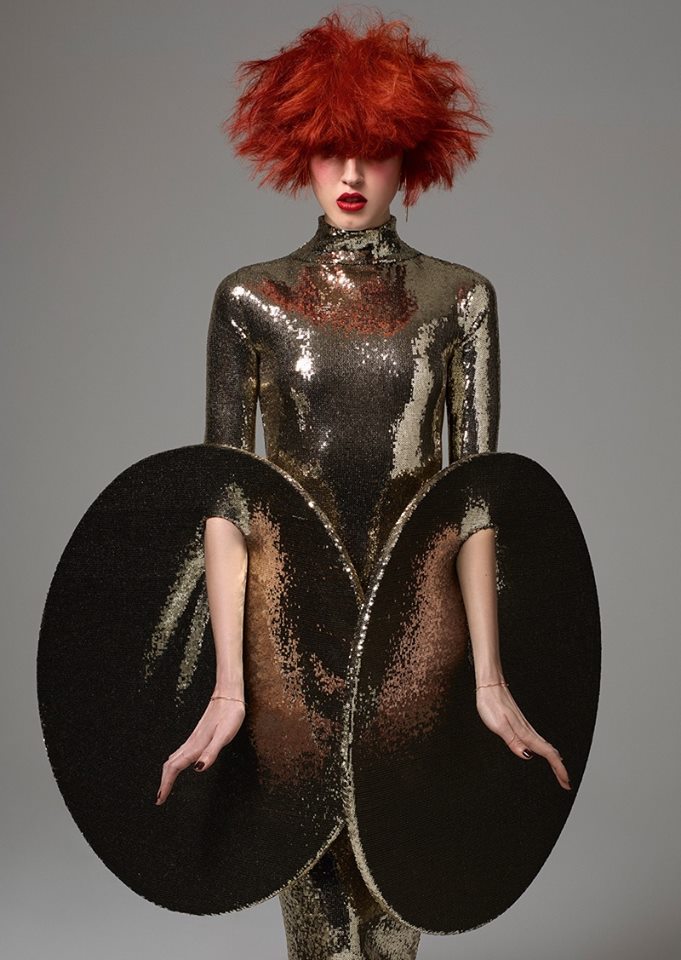 FutureLabelsHK's tweet photo. Anna Cleveland by Rankin for Hunger Magazine S/S 2017 - https://t.co/53vZdxpo5E #AnnaCleveland #Rankin #HungerMagazine #SS17 https://t.co/G5dxqBT57E