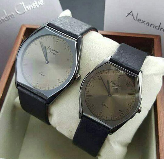 karpetboneka's tweet photo. Jam Tangan Alexandre Christie 8481 Couple Hrg Rp.1.420.000 
Minat Invite Pin: D82FBA34
Wa: 0823-3334-8217 https://t.co/BGqapWrRly