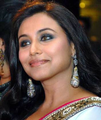 Happy Bday Rani Mukerji.

A Tale of three 21\s!

Both followers of Numerology, & both born on 21st.. 