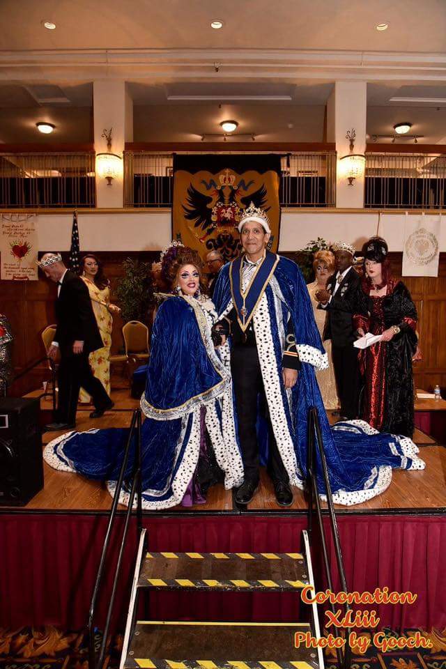 DucalCouncilSF's tweet photo. Our Reigning Monarchs HRM Grand Duke Peter "Uphoria" Griggs and HRM Grand Duchess Migitte Nielson. https://t.co/wi9yBYwOhE