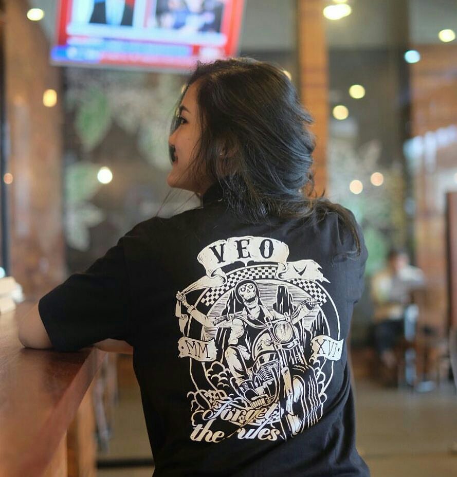 GreenBeeStore's tweet image. TSHIRT // RIDE SKULL // @veoapparel AVALIABLE NOW // IDR 150K
Online order:
WA: 0812-1324-6945
Line@: @Xhv4217o (Use @)
