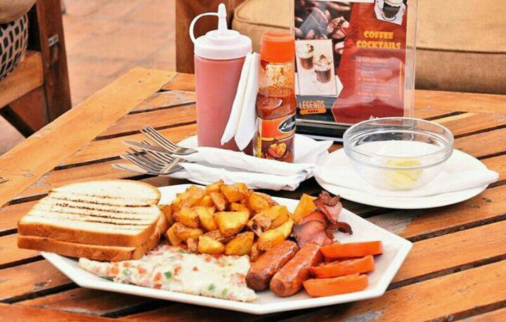 LegendsKla's tweet photo. Start your day with the delicious #Housebreakfast @LegendsKla at only 12.500shs. https://t.co/NcYpoDPoMz