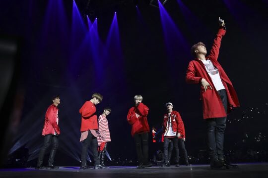 SilentHobi's tweet image. [#ARMYResearch👩🏻‍💻❤️SHARE] #방탄소년단 #BTS &apos;#윙스투어 #TheWingsTour S.America Chile•Brazil... ln.is/kfPeJ by #_tajam_ via @c0nvey