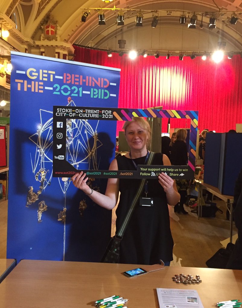 stephmiddleton-white tweet media