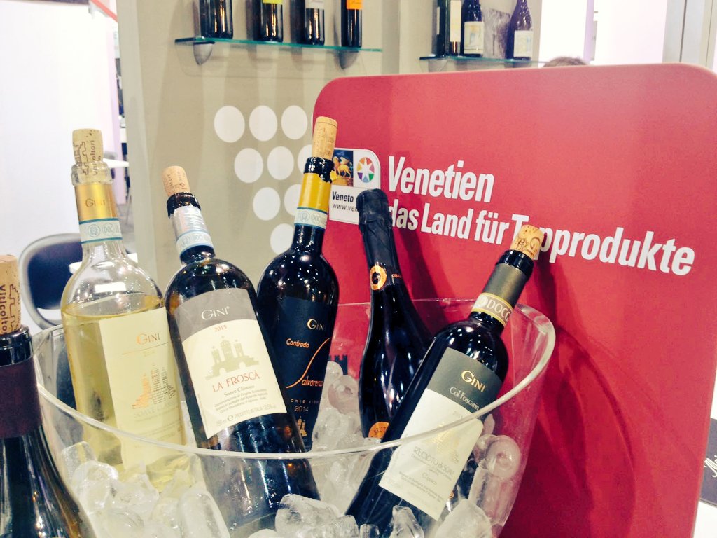 #Prowein day 3. Taste the flavors of old vines at Hall 15 D41. The terroir of #SoaveClassico #SoaveWine #winelover