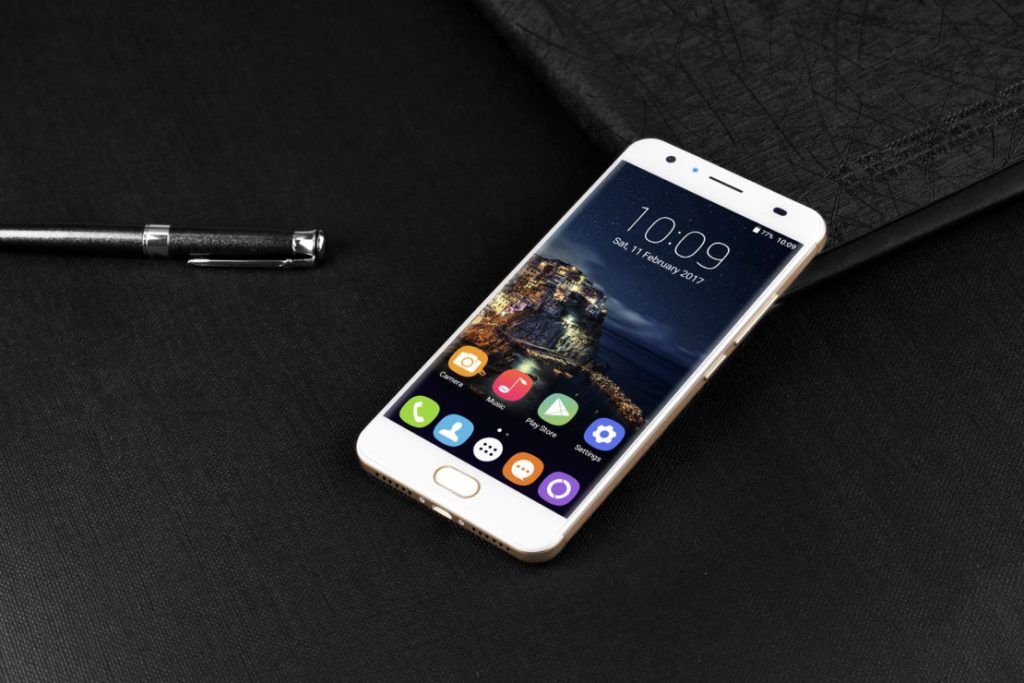 PeppeMarotta85's tweet photo. #OUKITEL #K6000 #Plus, super #batteria e gestione #storage 2 TB! https://t.co/O3AwCli0zo https://t.co/khMnP3WLe8
