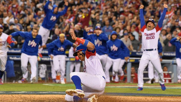 Puerto Rico avanza a final del Clásico Mundial de Béisbol is.gd/T5iF3o