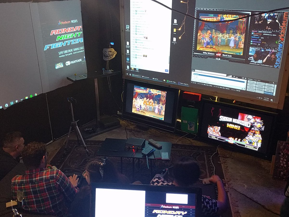 0xLocust's tweet photo. This is what I built Arkadeum for, happy to host @SuperDojo 's bday bash with all these cool peeps! https://t.co/WB7RgZ2Kmu