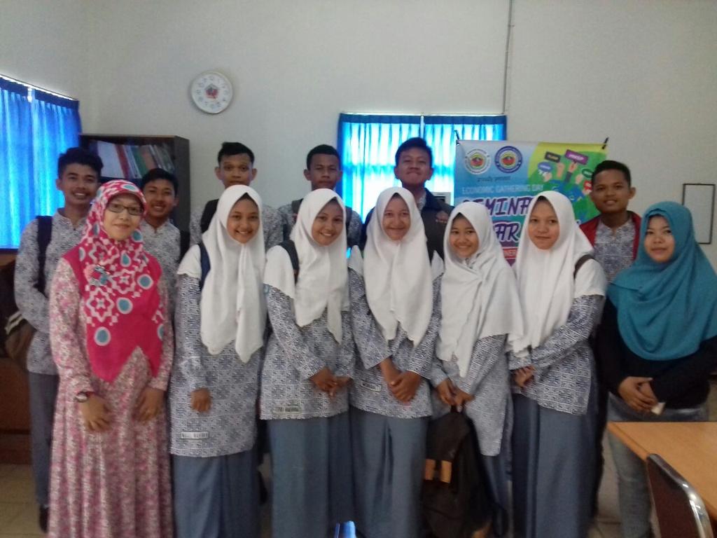 PMB UMK Kudus tweet media
