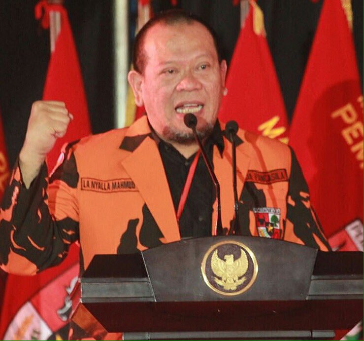 LaNyallaMM1's tweet photo. Musyawarah Wilayah VII Pemuda Pancasila provinsi jawa timur. PANCASILA ABADI https://t.co/AUx1RZhp18