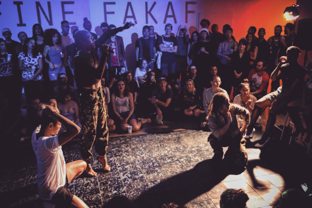 leatualoa's tweet photo. #QueerPolyGlow

S/o to our walkers, always coming thru fucking up the space, giving us life! See you at the next @FAFSWAG event 💋 https://t.co/HTzUtfWqAS