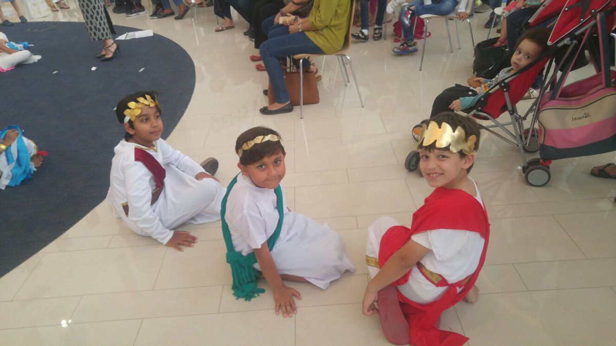 DiamondsWSO's tweet photo. More stars of the future starring in our Greek Extravaganza. @WSO_Year3 A fabulous success! https://t.co/O4VWe1lprv