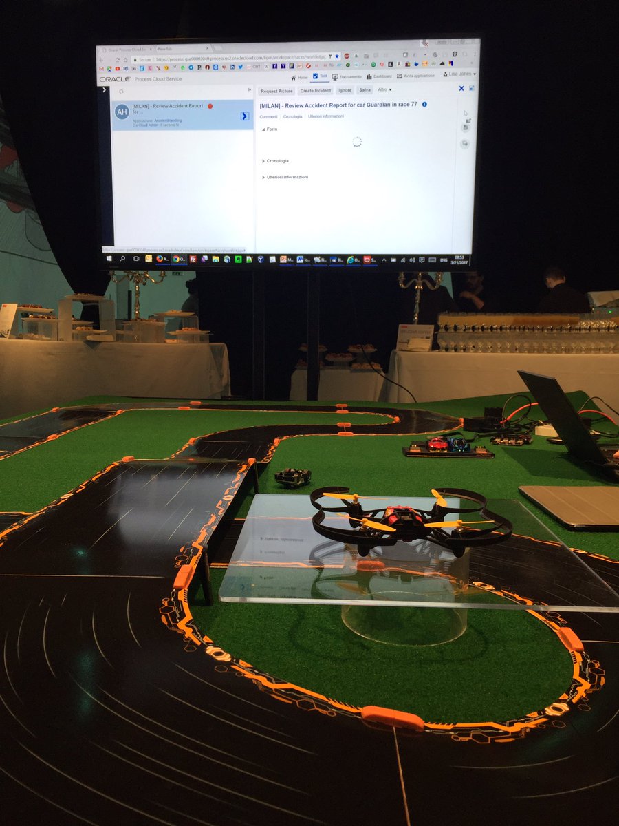 RizzardiElena's tweet image. #IoT demo testing #RoadToBigData #drone @OracleItalia @Areapergolesi