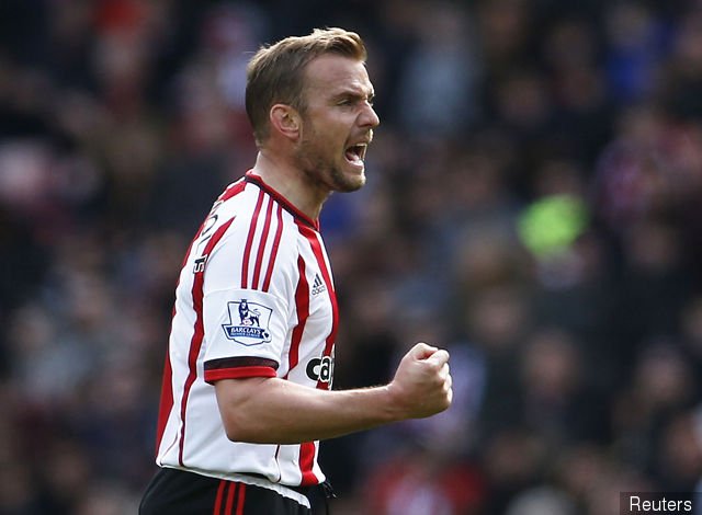  A very happy birthday to Lee Cattermole 