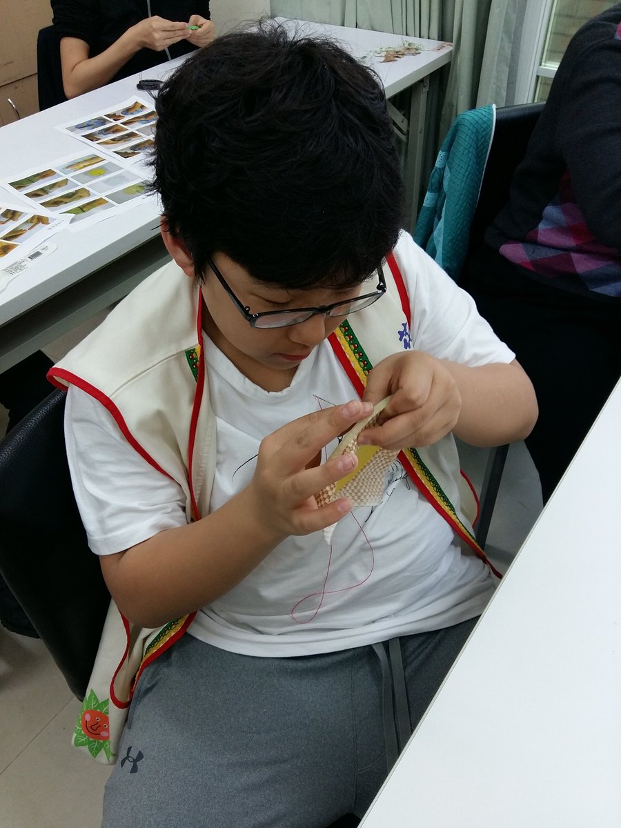ElanaGrayson's tweet photo. Using our #MakerSpace skills abroad while doing service in Taiwan #kisj #SLL2017 #makered #CommunityService #sewing https://t.co/Bj6HSezMiR