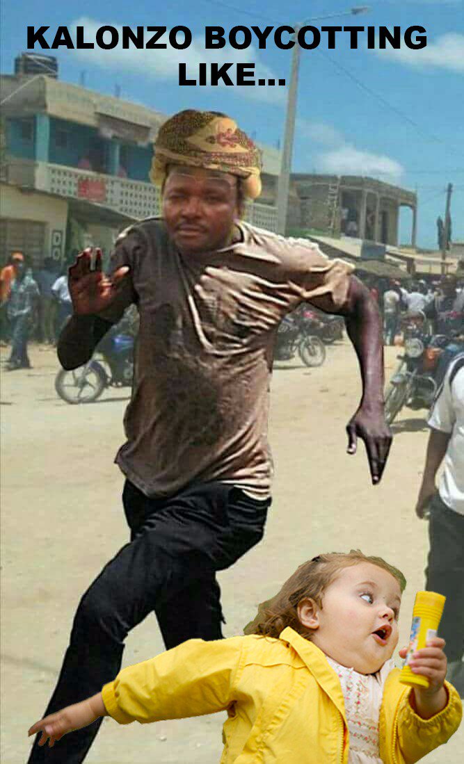 samjrpinkie1's tweet photo. #KalonzoDefiesNASA  how kalonzo will boycott @RailaOdinga rally tommorow😂😂😂😂 https://t.co/lVUHT7u86Z