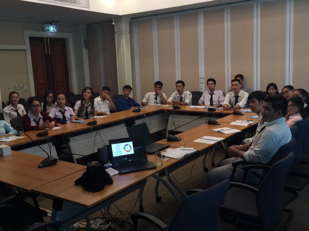 UNinLaoPDR's tweet photo. Our Comms team introducing the work of the UN in #Laos, @SDG2030 and @UNV to students from the Lao-American College. @UNDP4Youth #SDGs https://t.co/ykwSMxeXBS