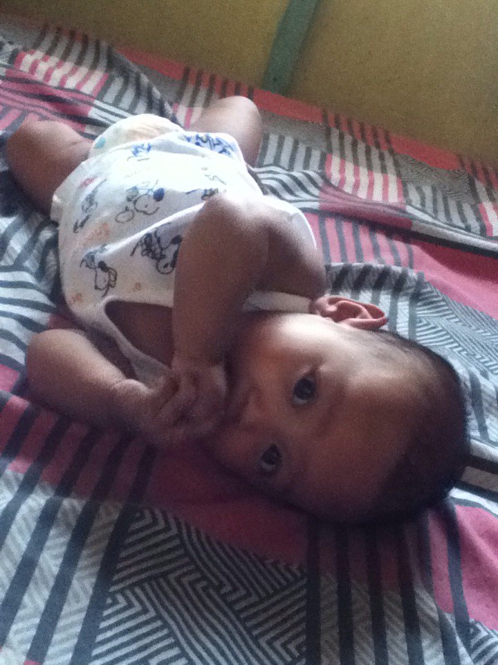 15_cko's tweet photo. Bebe caiden 😁👶😻😽 https://t.co/hThGBJLNtf