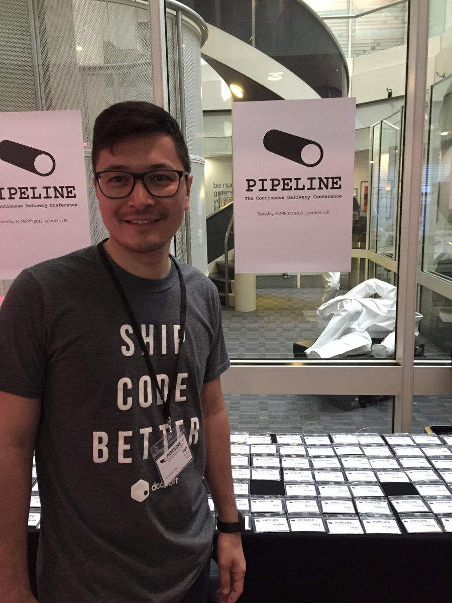 dockbit's tweet image. We are at the @PipelineConf 🙌🏽 Meet @tair to chat about Dockbit - turns your deploys into simple workflows 🚀  #pipelineconf