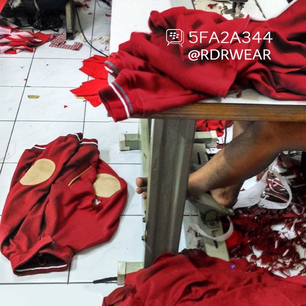 RDRwear's tweet image. Yg mau ikut boking jaketnya silahkan hubungi kami (terbatas)
082299215064 (WA) 
5FA2A344 (BBM) 
LINE : @vhc9087m