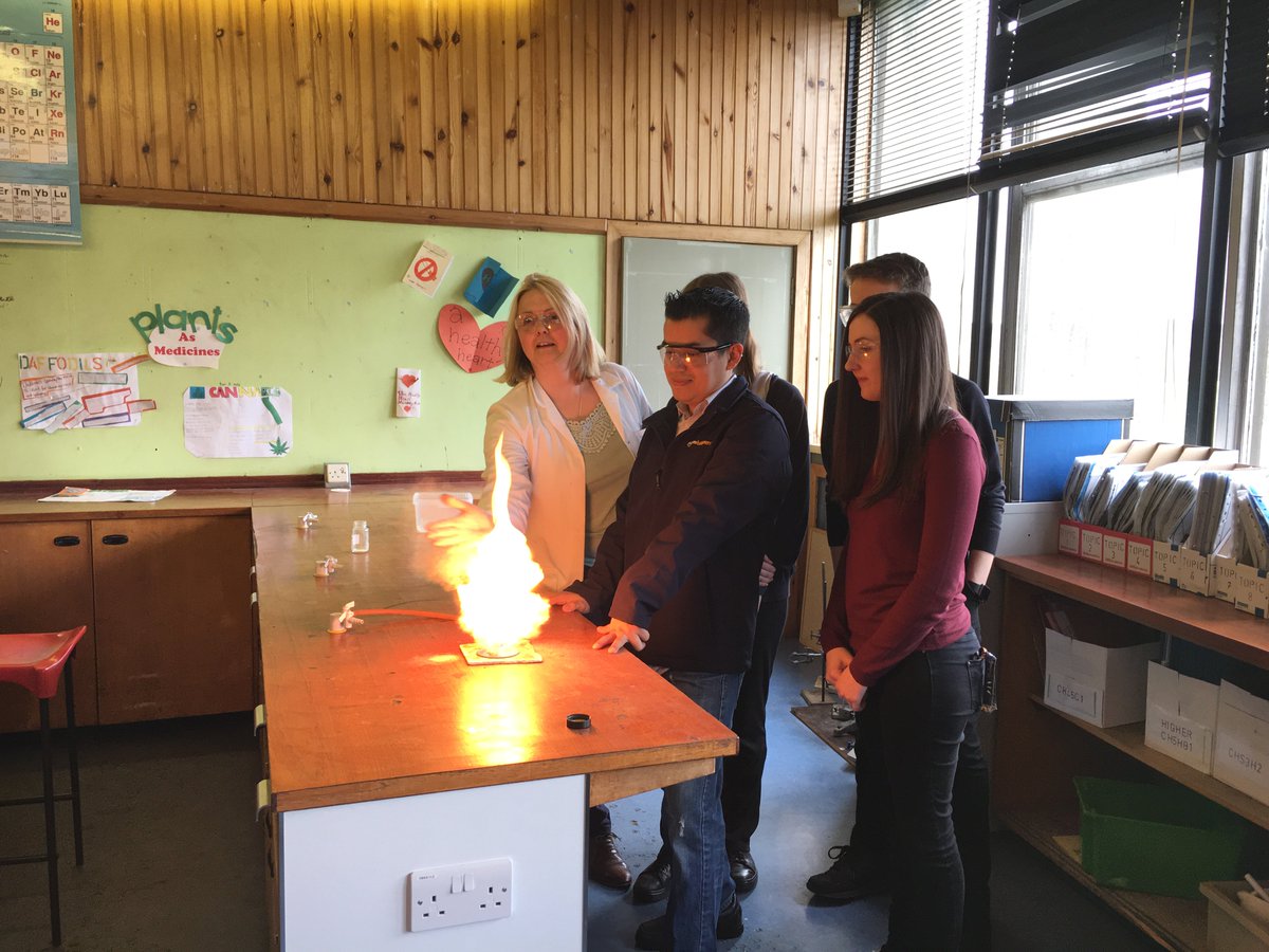 science_ihs's tweet photo. Amazon (Dunfermline) visited IHS to celebrate British Science week and generously donated £1000 to the Science Dept - Amazing, thank you. https://t.co/iEsVpK6io2
