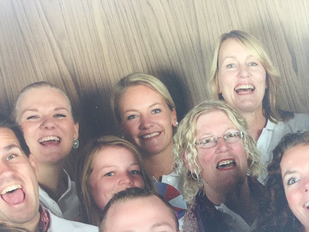 @LindsayVallen <a href="/TinekeBergsma/">Tien</a> <a href="/Wilma_66/">Wilma Lowrie 🐨</a> Kijk nou wat ik hier tegenkom dames?! Nationale CQ Test 2012. #throwbacktuesday