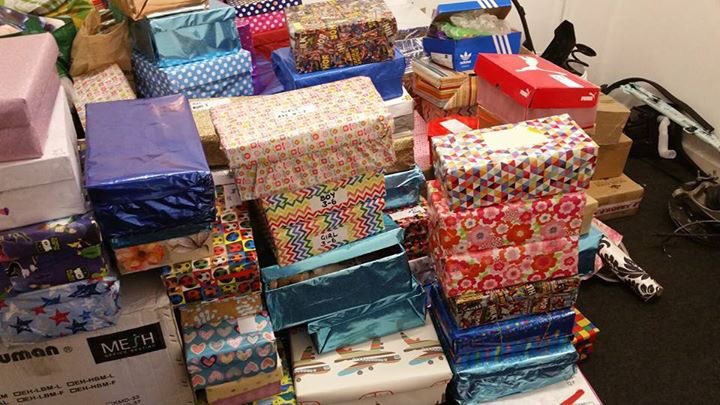 GoldmarkCom's tweet image. A big THANK YOU to @ahffc @AHFTree for their generous colourful shoeboxes filled with treats for the children of Syria!