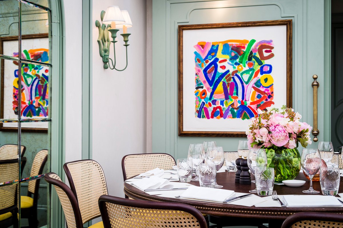 Treat Mum to to a special meal at Daphne's this Mother's Day. Each Mother joining us for lunch will receive a bijou posy of daffodils!