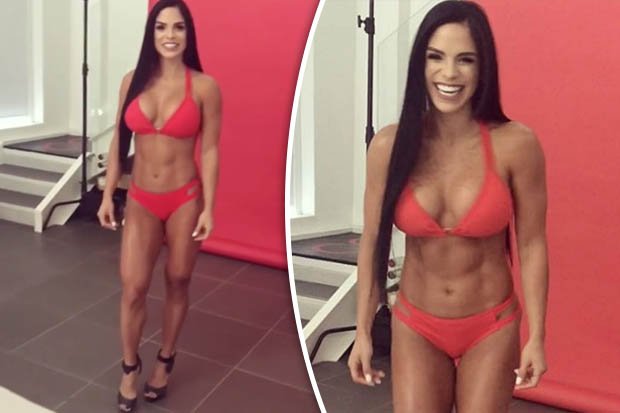 Brunette Beauty Michelle Lewin Suffers Bikini Wardrobe Malfunction