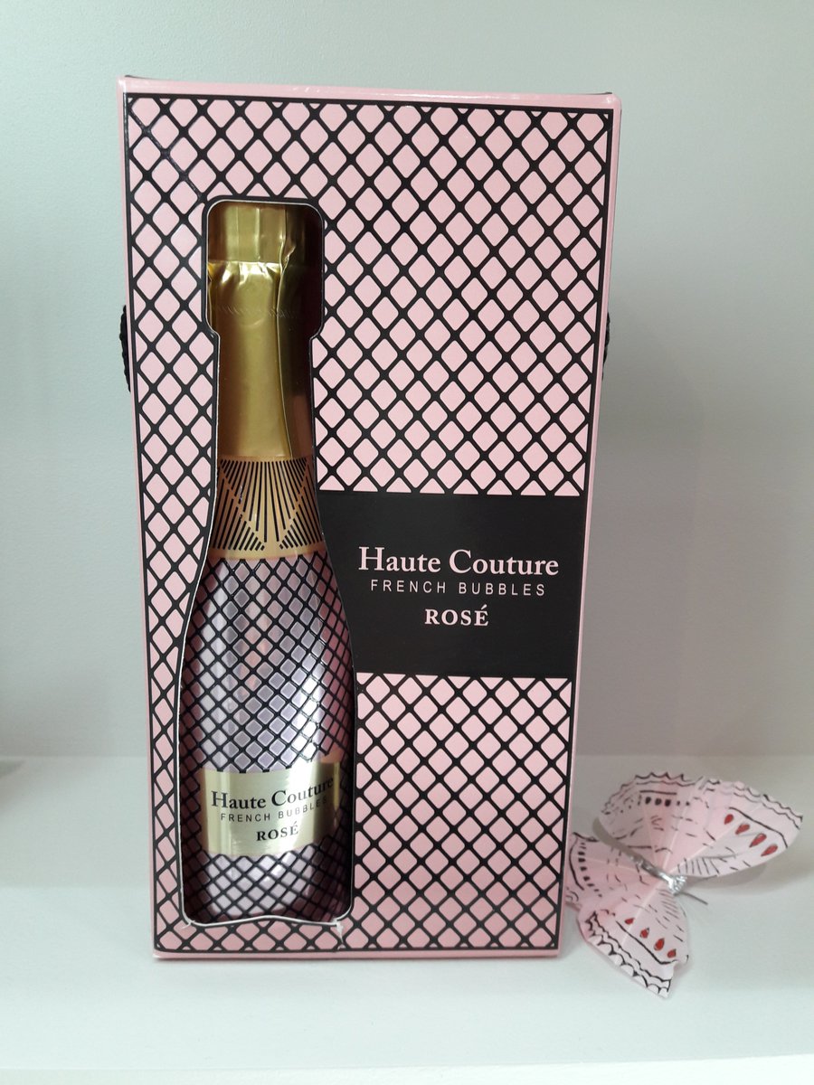 BoissetFamille's tweet photo. What a success for #HauteCouture bubbles at #Prowein! The ultimate expression of style &amp; quality! @assertyourstyle #frenchbubbles https://t.co/HmWb5ROFZ5