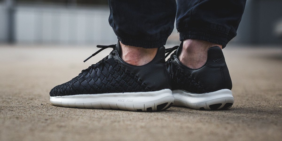 titoloshop's tweet photo. ONLINE NOW ⚫️ Nikelab Free Inneva Woven Motion - Black/Black-Thunder Blue

SHOP HERE ➡️ https://t.co/raHEty1toA

#nikelab #inneva #woven https://t.co/TCaVbwJylh