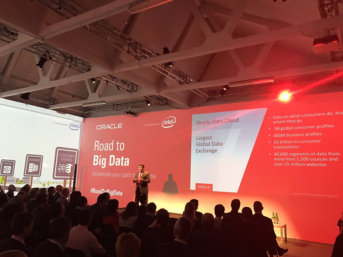 OracleItalia's tweet image. I dati sono ovunque, occorre analizzarli per trarne il massimo valore | @richardmclayton #roadtobigdata