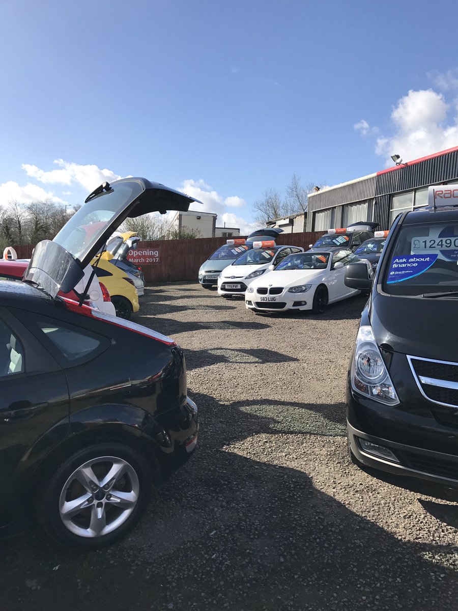 LucasLaunceston's tweet photo. Good Morning Everyone! It's a Beautiful Day here in #Pontypool #Torfaen #Gwent #Wales #RoofsOff #BootsOpen #Ready 👍 https://t.co/aGwjmHtbra
