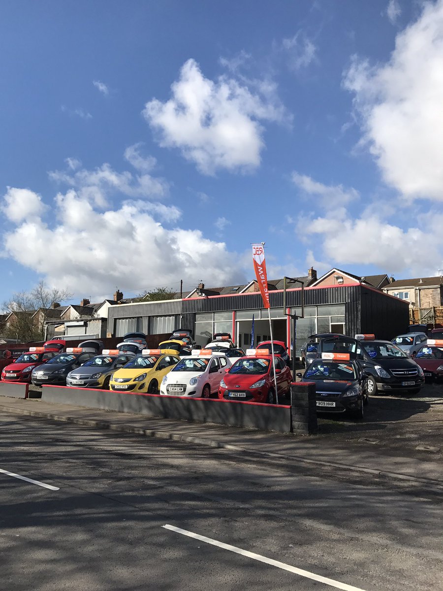 LucasLaunceston's tweet photo. Good Morning Everyone! It's a Beautiful Day here in #Pontypool #Torfaen #Gwent #Wales #RoofsOff #BootsOpen #Ready 👍 https://t.co/aGwjmHtbra