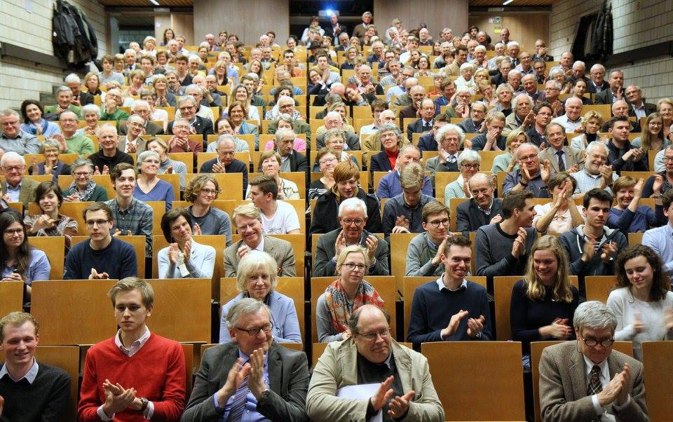 VanHeckeSteven's tweet photo. Terugblik in beeld van #tweespraak met @LienVerpoest en @Balliauw te @KULeuvenKulak @puckulak https://t.co/u3MuVttPfP