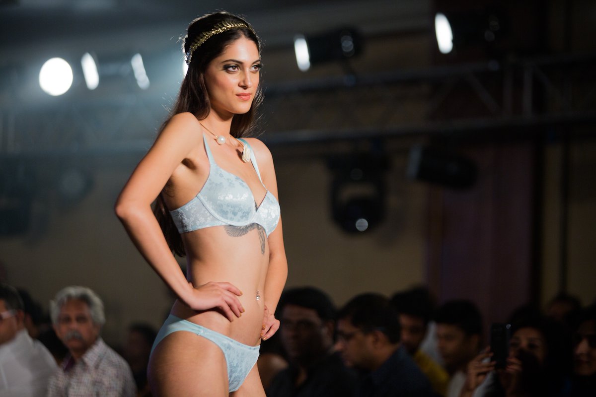 Magnifiofficial's tweet photo. Triumph's sweet & sexy lingerie collection at the #IIFW
Click here to start video shopping- https://t.co/WmMHoZ5cwK
#TochItOwnIt https://t.co/2ozkMsHlc1