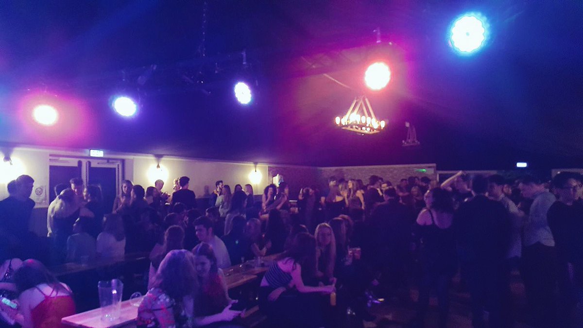 BYellowMusic's tweet photo. Was a sweet gig at Royal Holloway, you guys know how to party! See you soon :)
Enjoy the time off and hope the hangovers clear up ;) https://t.co/fipCFbX0sr