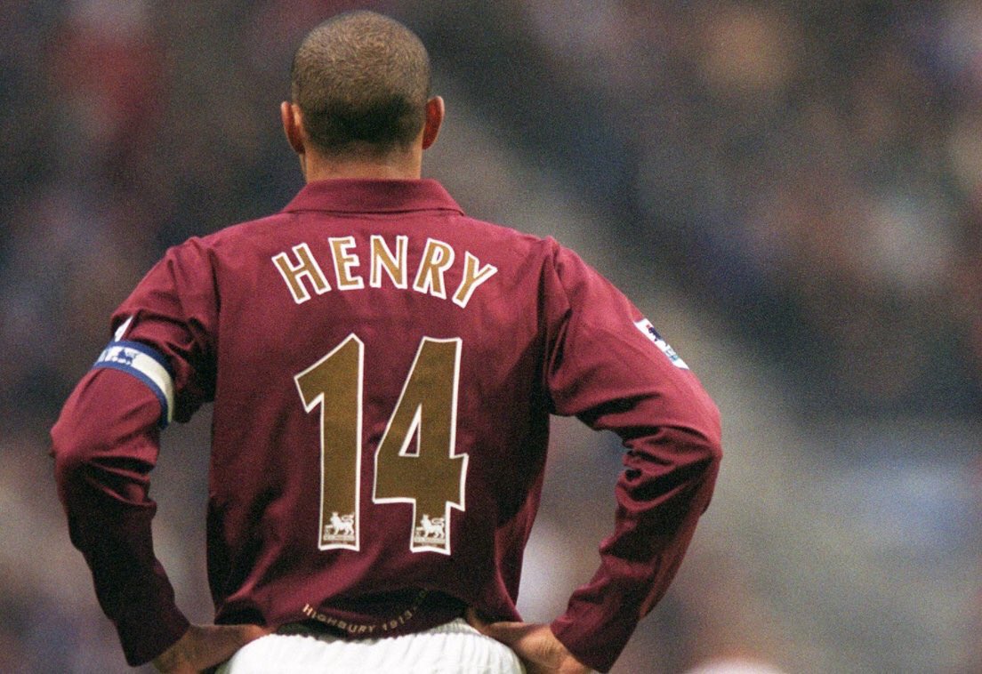 Footballtweet's tweet photo. "Is the shirt too heavy for you? Stop hiding behind Arsene and be more than mediocre."

- Spot on from Thierry Henry on Arsenal players. https://t.co/fp2Hu6CCcY