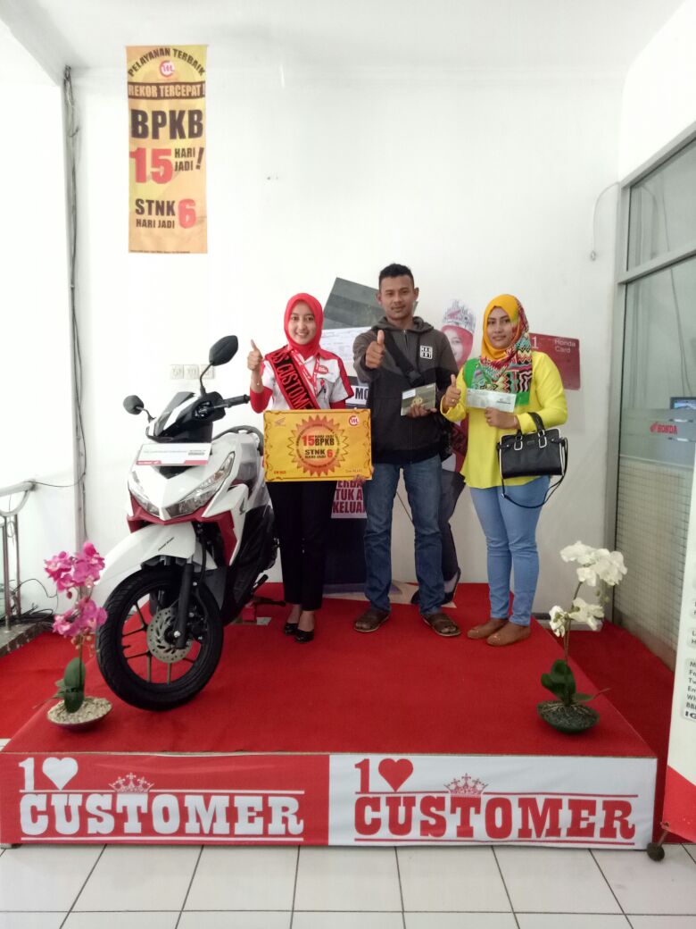 CIPTOMOTORTUBAN's tweet photo. Terima kasih juga kepada  Bapak Supriyono yang telah jauh-jauh dari Bancar untuk mengambil STNK  dan BPKB bersama istrinya Ibu Siti Nur Aini https://t.co/x0S4bIKvxB